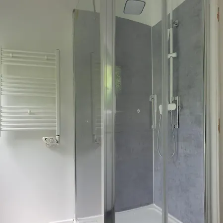 Apartman Atypique En Bord De Les Pieds Dans L'eau